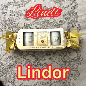 NWT LINDT LINDOR HOLIDAY MUG & TRUFFLE GIFT SET 2.5OZ